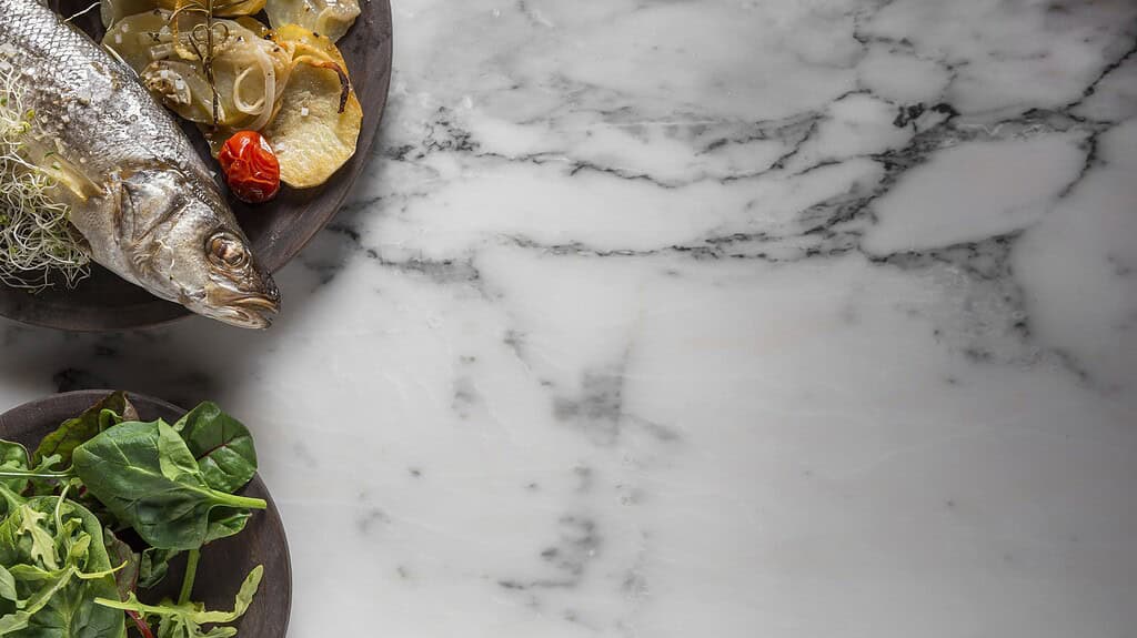 Blaty kuchenne z kamienia naturalnego – czy warto Zalety, wady i praktyczne wskazówki